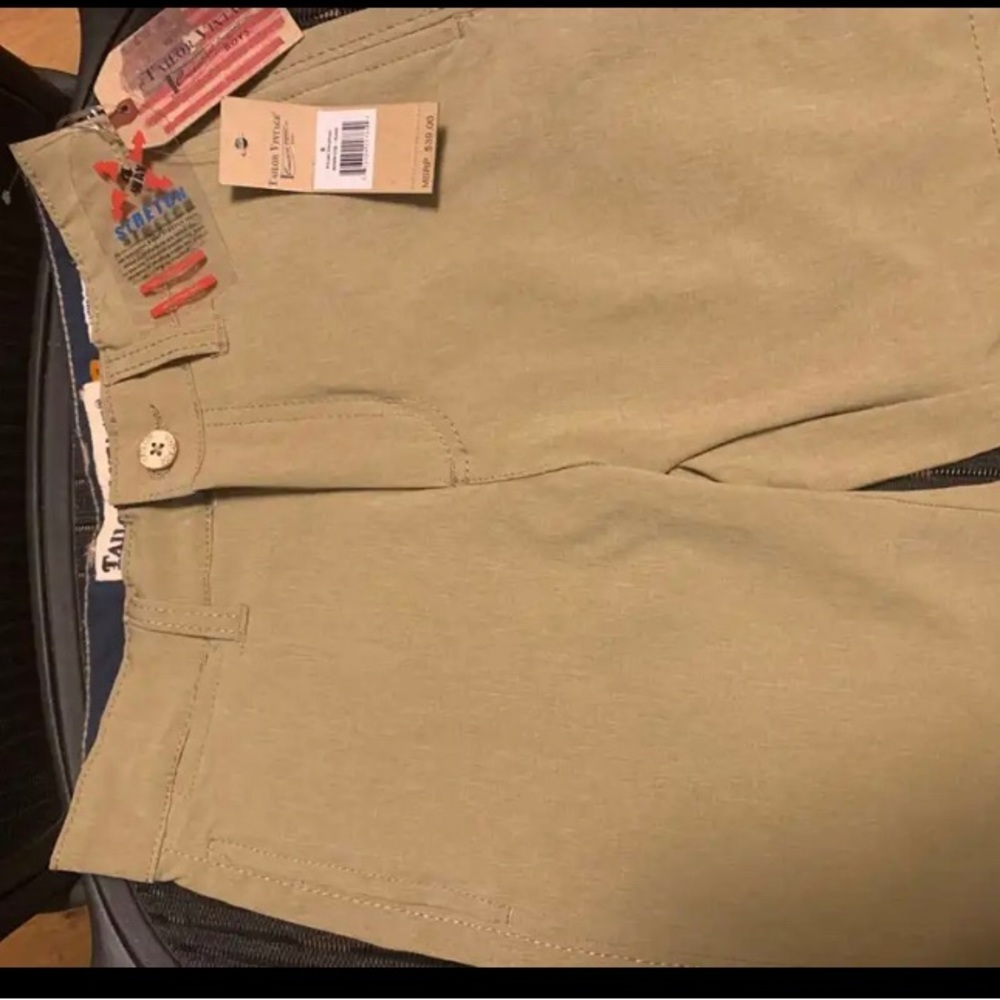 NWT Taylor Vintage Khaki Boys Shorts Size 8